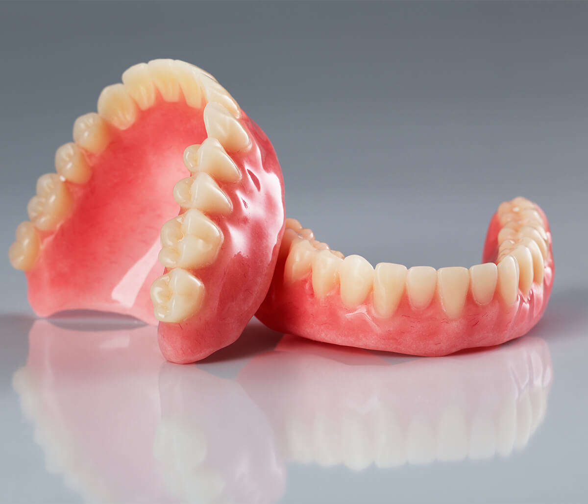 What Makes Modern Dentures a Good Choice for Replacing Lost Teeth?